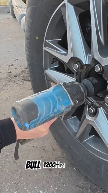 Ударный гайковёрт Bull SC 1810 на 1200Нм смотреть онлайн