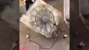 стиралка и кирпич