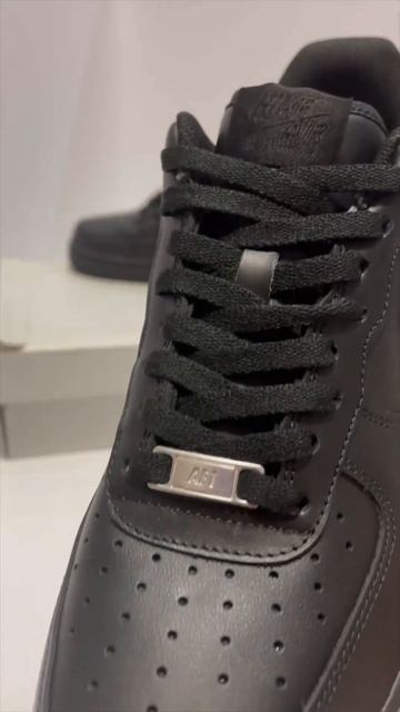 Nike Air Force 1 Black - 9.000₽ #force #nike #onelove #sale #new #force1 #reels #trend #happynewyear смотреть онлайн