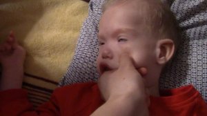 ВЛОГ: Нарушаем уличную тишину |  Лера и Сима | Ещё посылка с подарками для Леры!