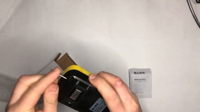 Міні-прожектор (працює на батарейках) з магнітом, світ? смотреть онлайн