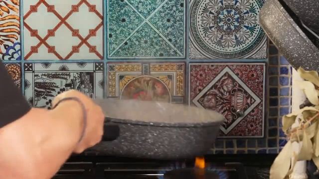 Ужин за 200 рублей Готовится всего 10 минут Куриные сердечки и лапша паутинка смотреть онлайн