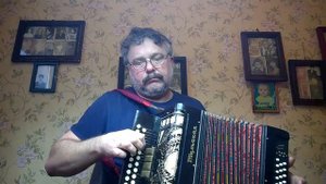 Гармонь "Тульская-402" чёрная с регистрами после ремонта.