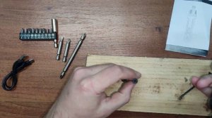 Аккумуляторная отвёртка с механической регулировкой