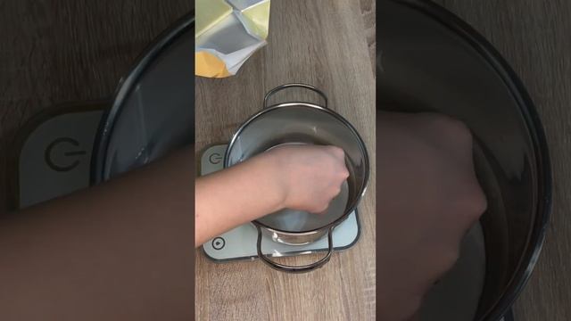 Сердечки из слоеного теста #деньвлюбленных #выпечка #у