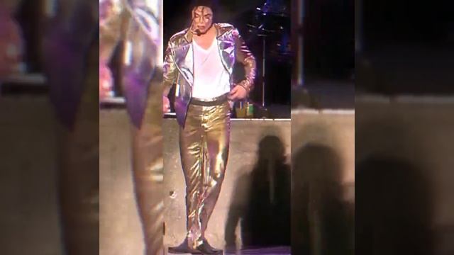 Между нами есть контакт😁🤭🥰😍😵 смотреть онлайн