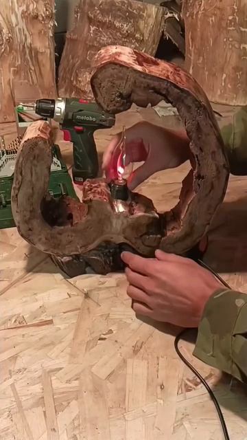 Светильник из пня DIY #diywood #diy #светильник смотреть онлайн