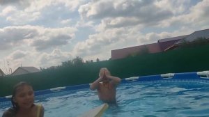 Купание в бассейне 3 часть