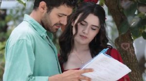 Очень красивая жена молодой актера Гекберк Йылдырыма 2024.