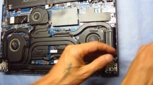 Почистить систему охлаждения в ноутбуке Asus ROG Srtix G16 G614J