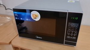 Распаковка — Микроволновая печь Midea EG720CR1-S