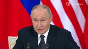 "Для кого третий трон?" Путин загадал премьеру Малайзии загадку