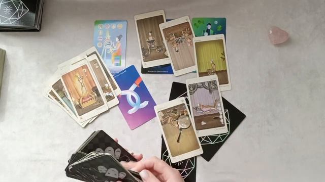 ЛЕВ май 2025 отношения - свободные / в партнерстве / в тре? смотреть онлайн