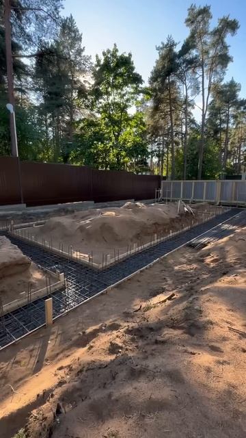 СТРОИТЕЛЬСТВО ЦОКОЛЯ / МОНОЛИТНЫЙ ДОМ смотреть онлайн