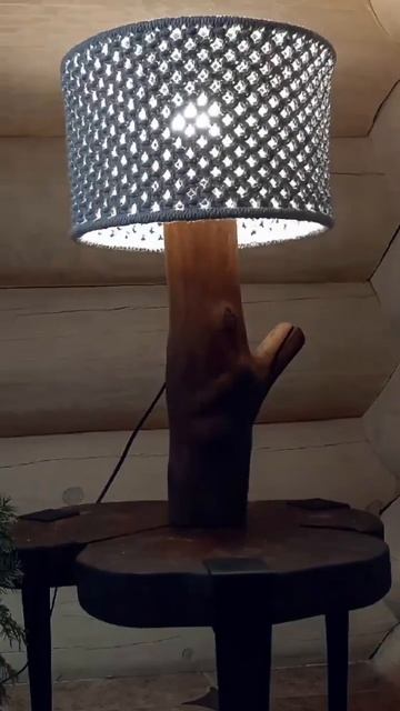 Из куска ствола можно создать атмосферную лампа, если смотреть онлайн