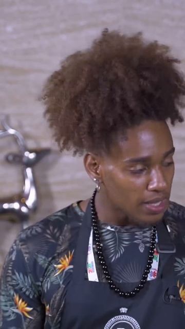 Добавляем бульон в заправку для окрошки смотреть онлайн