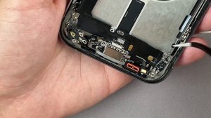 Как заменить разъем зарядки на iPhone 15 Pro