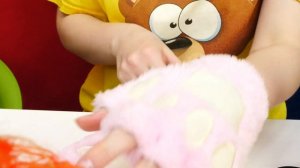 БАЛ-МАСКАРАД: Сказочный патруль участвуют в конкурсе на лучший костюм! Видео для девочек.