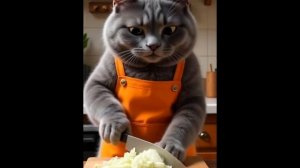 Мася с друзьями готовит жареную картошку с грибами