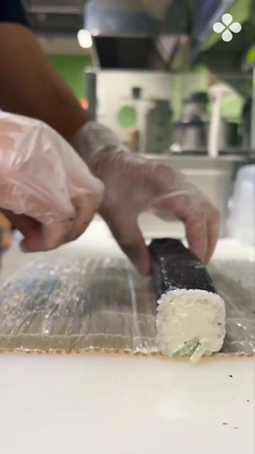 А вы знали, что в кафе Перекрёсток есть весовые роллы? ? смотреть онлайн