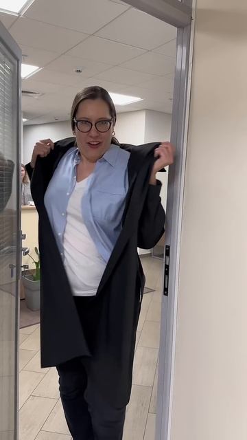 Будни швейной мастерской 😁#швейныйюмор #chayka смотреть онлайн