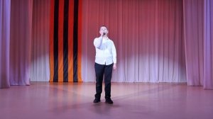 "Замок из дождя" - Дьяконов Дмитрий, солист вокального ансамбля "Ириски"