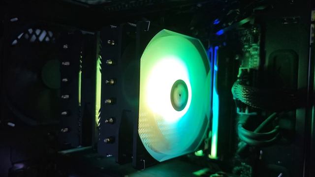 Вентиляторы кулера Thermalright Peerless Assassin 120 SE ARGB максимальн смотреть онлайн