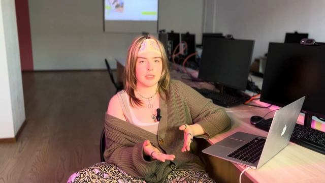 📌  6 крутых профессий для дизайнера после колледжа