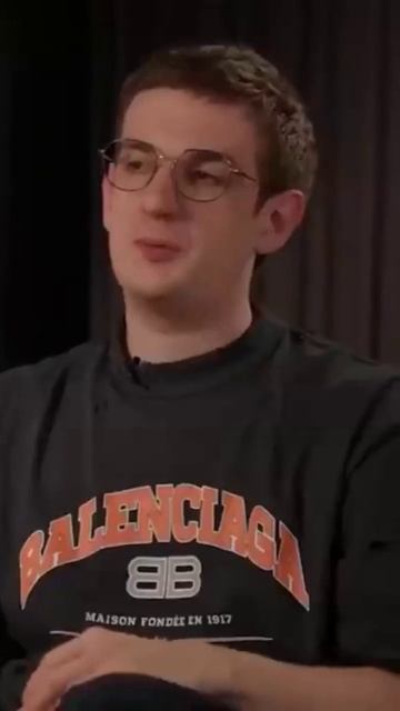 Эвелон назвал, какой должна быть девушка #evelone192 #вписк? смотреть онлайн