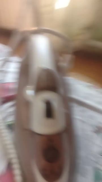 когда про песню говорят "звучит из каждого утюга"[ #gacha # смотреть онлайн