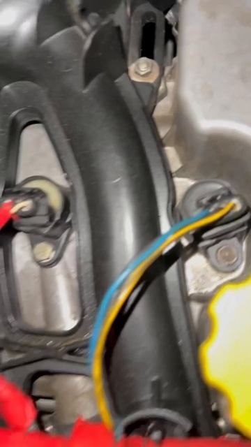 Почему шумит мотор? Приора Распредвал ? Масло не жрет, ? смотреть онлайн