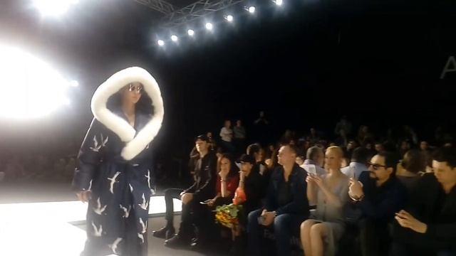 Показ дизайнерской марки La Trevi на MBFW смотреть онлайн