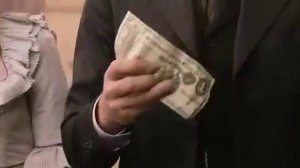 'Сними шляпу, это же целый доллар!'