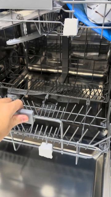 Встроенная посудомоечная машина Indesit DIC 3B16A смотреть онлайн