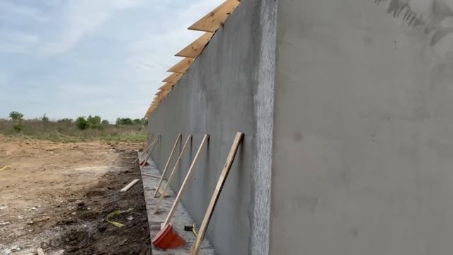 Сарай 5 на 20, заливка ангара під зерно, Жевжики підрост? смотреть онлайн