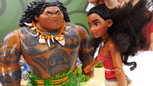 Видео куклы - Лучший подарок на Новый Год! Снег для Моаны и Мауи! - Новогодние игры для детей