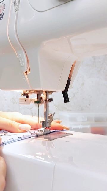 Комплект из небесно-голубого кружева доступен к заказ смотреть онлайн