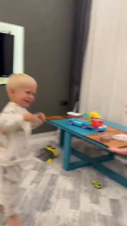 Сейчас Включит!