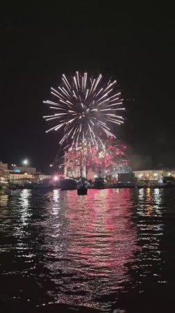 Салют во Владивостоке. Смотрим с воды. Даты ближайших салютов в описании👇
