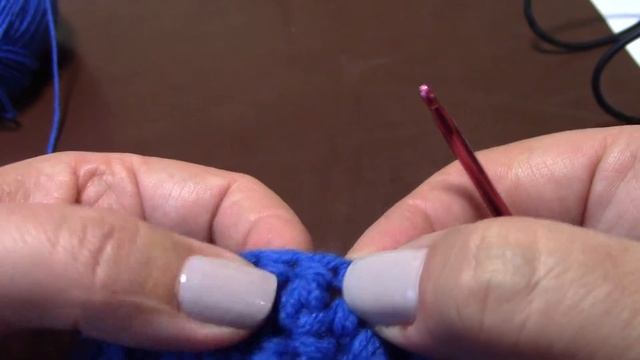 Вязание шапочки с выпуклыми столбиками  Часть 6  из 7