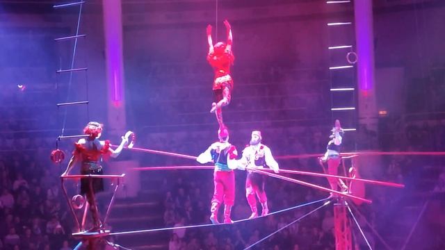 Москва. Цирк на Цветном бульваре. Программа "Матрёшка" смотреть онлайн