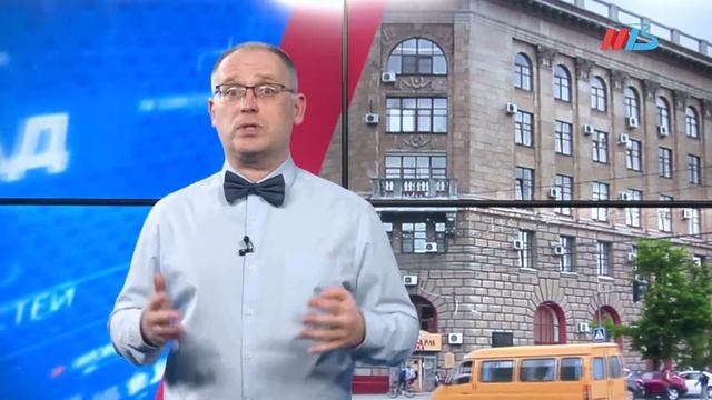 Сбитый немецкий самолет установили на площади Павших смотреть онлайн