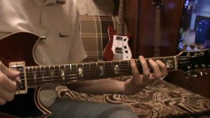 Первый поцелуй-"Божья коровка" (как играть на гитаре аккорды)