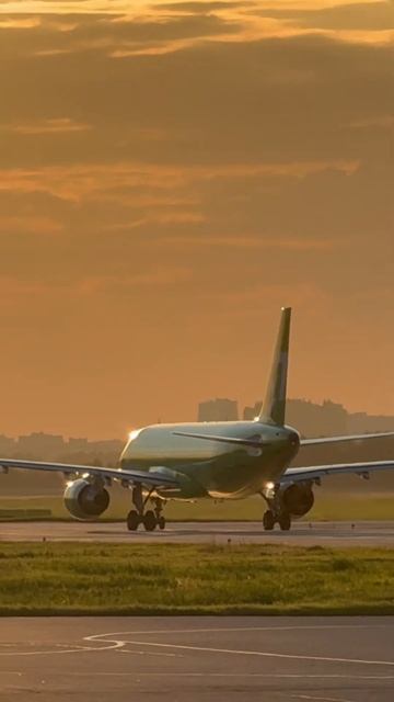 S7#Выезд на ВПП#пулково #departure смотреть онлайн