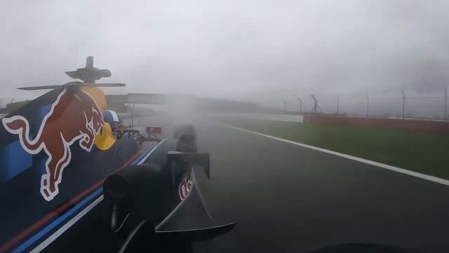 Две машины Формулы-1 с разницей в 20 лет! | MaxF1ormula смотреть онлайн