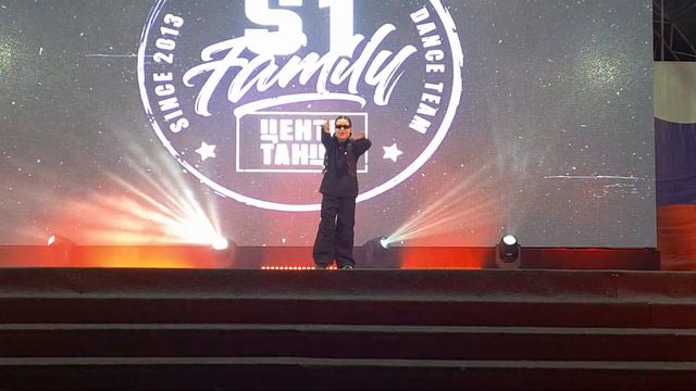 11 - Кошка в Кедах 4k смотреть онлайн