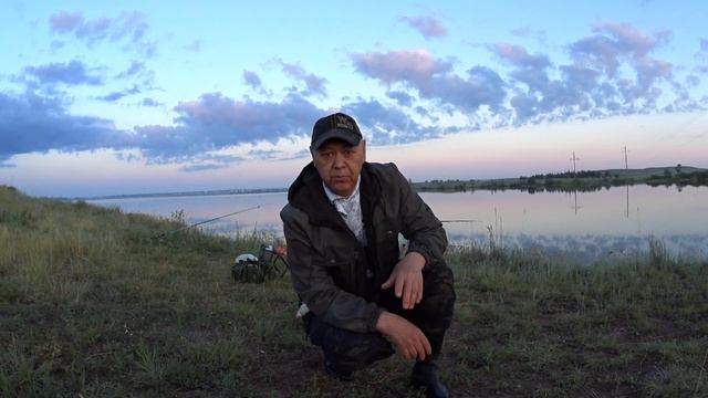 Рыбалка с ночёвкой.Рыбалка на донки! fishing смотреть онлайн