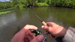 Рыбалка на красивой речке весной. Ловля на спиннинг.