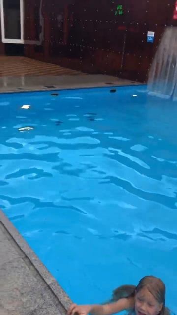 Октябрьские купания в Подмосковье смотреть онлайн