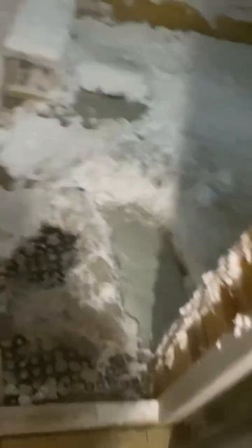 В такую жару в Краснодаре,спасает только холодильник? смотреть онлайн